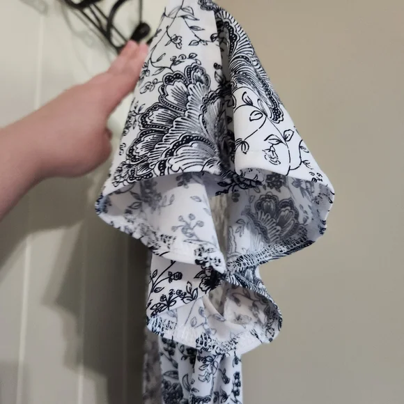 Wrap Blouse black & white floral - Picture 6 of 7